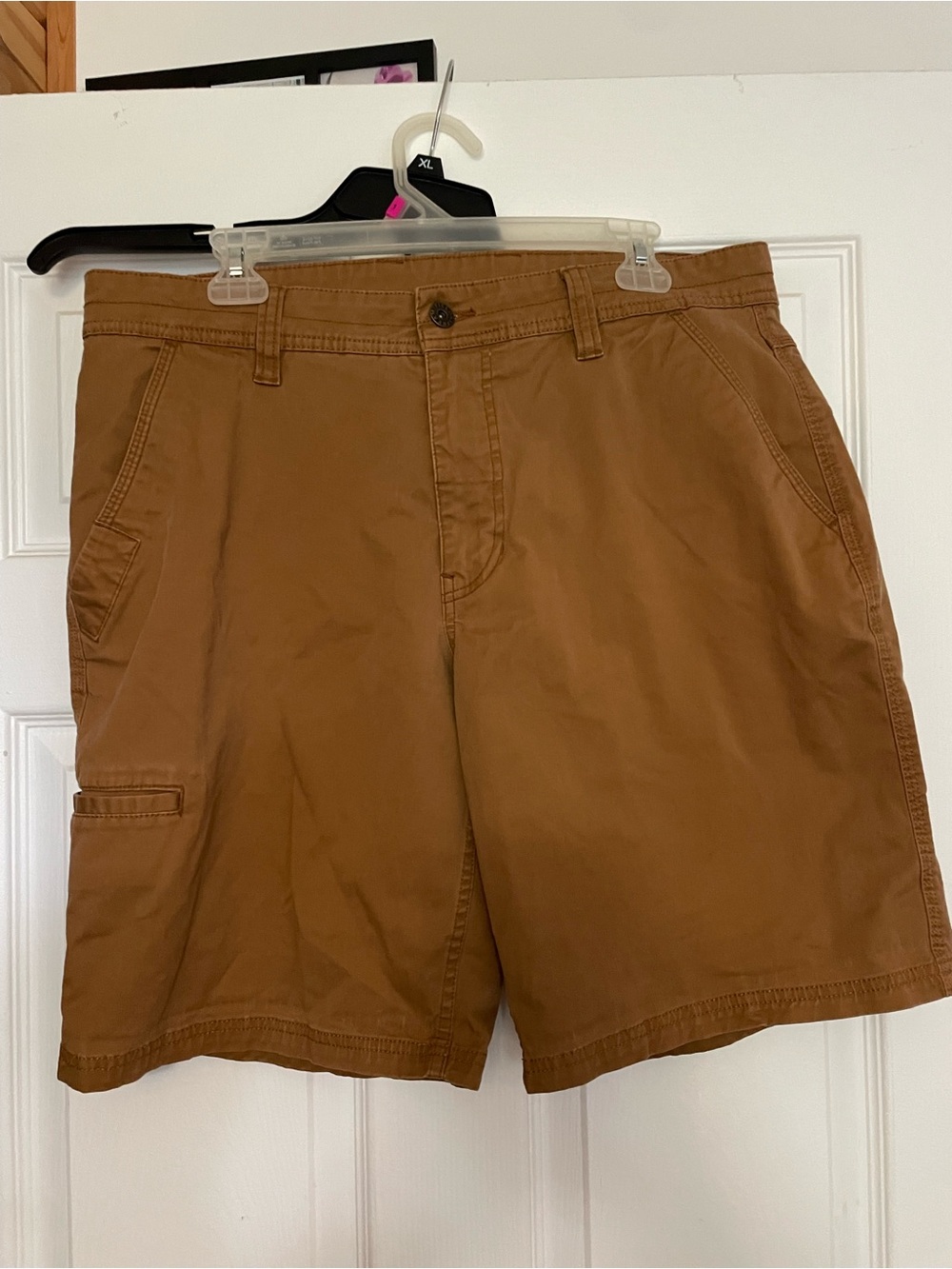 Field & Stream Men's Cargo Shorts in Chestnut Brown
